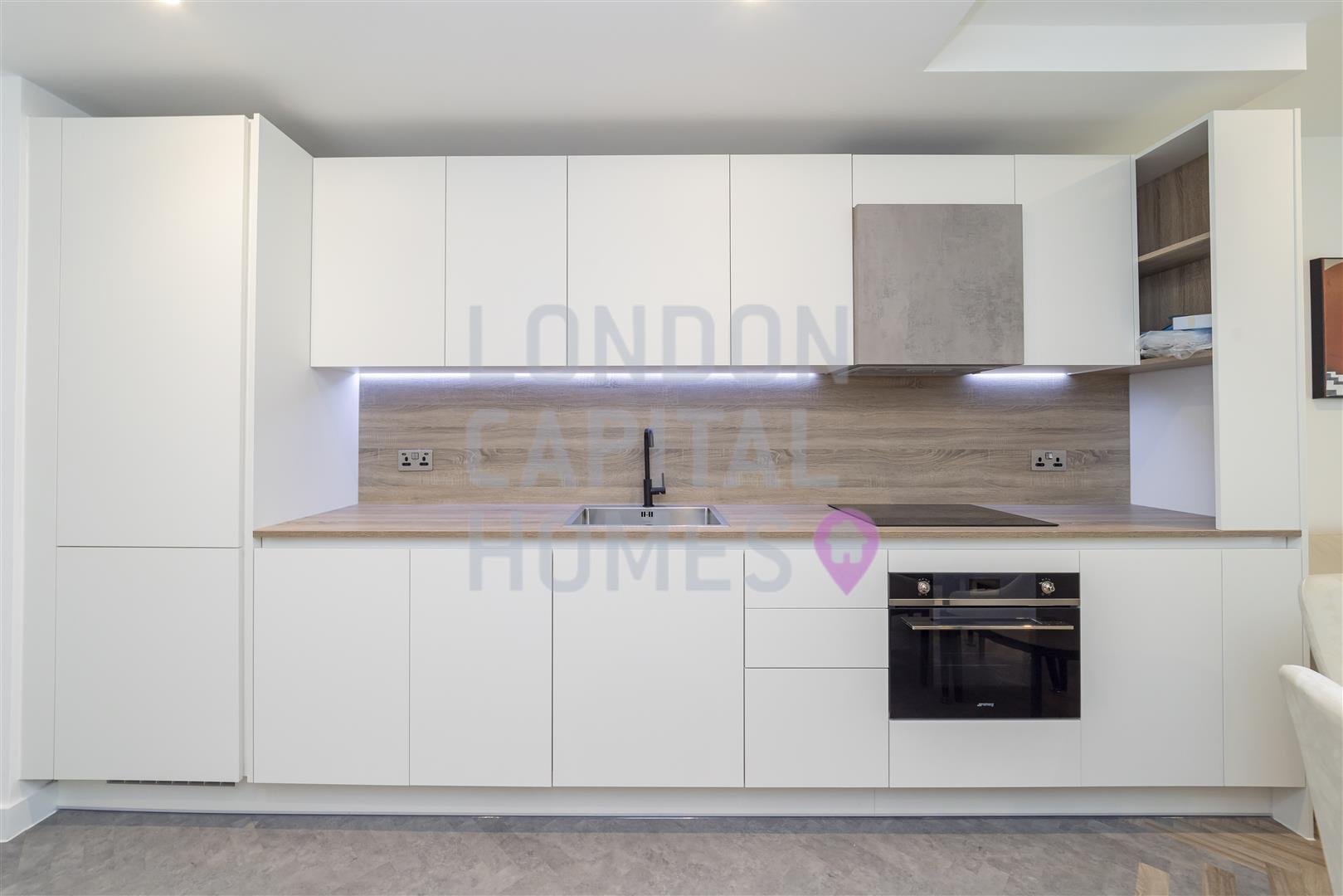 Skyline Apartments, 11 Makers Yard, London